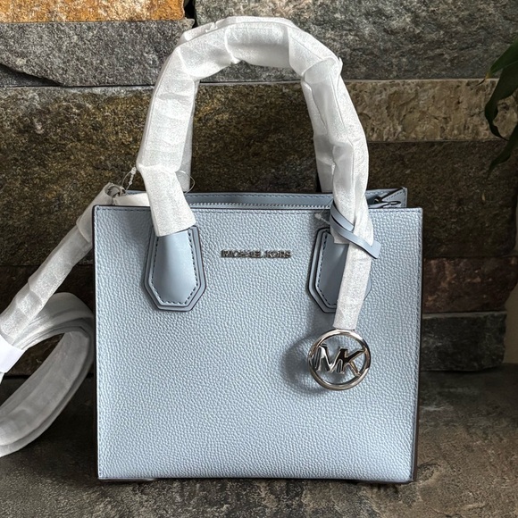 NWT Michael Kors Mercer Medium Messenger Tote Satchel Crossbody - Picture 13 of 14